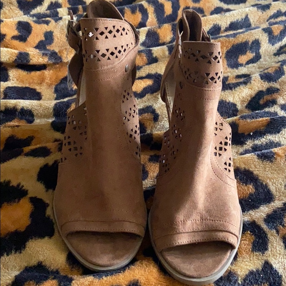 Camel ankle booties.